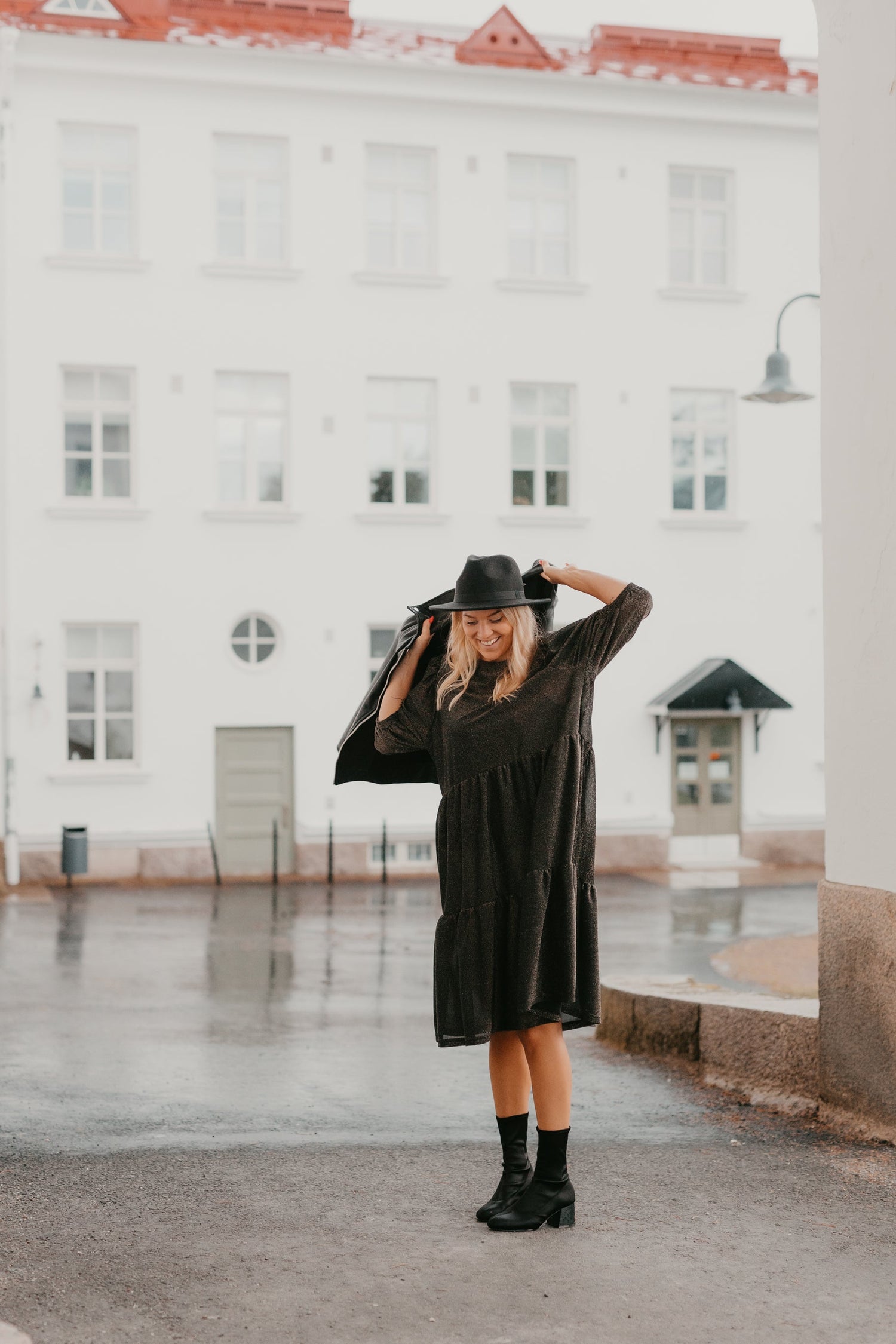 Hilla Dress Black