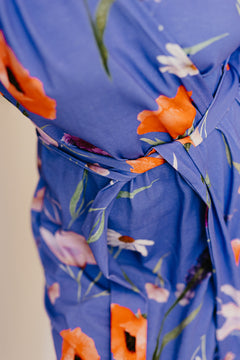 Frida Wrap Dress Kukkaniitty Blauw